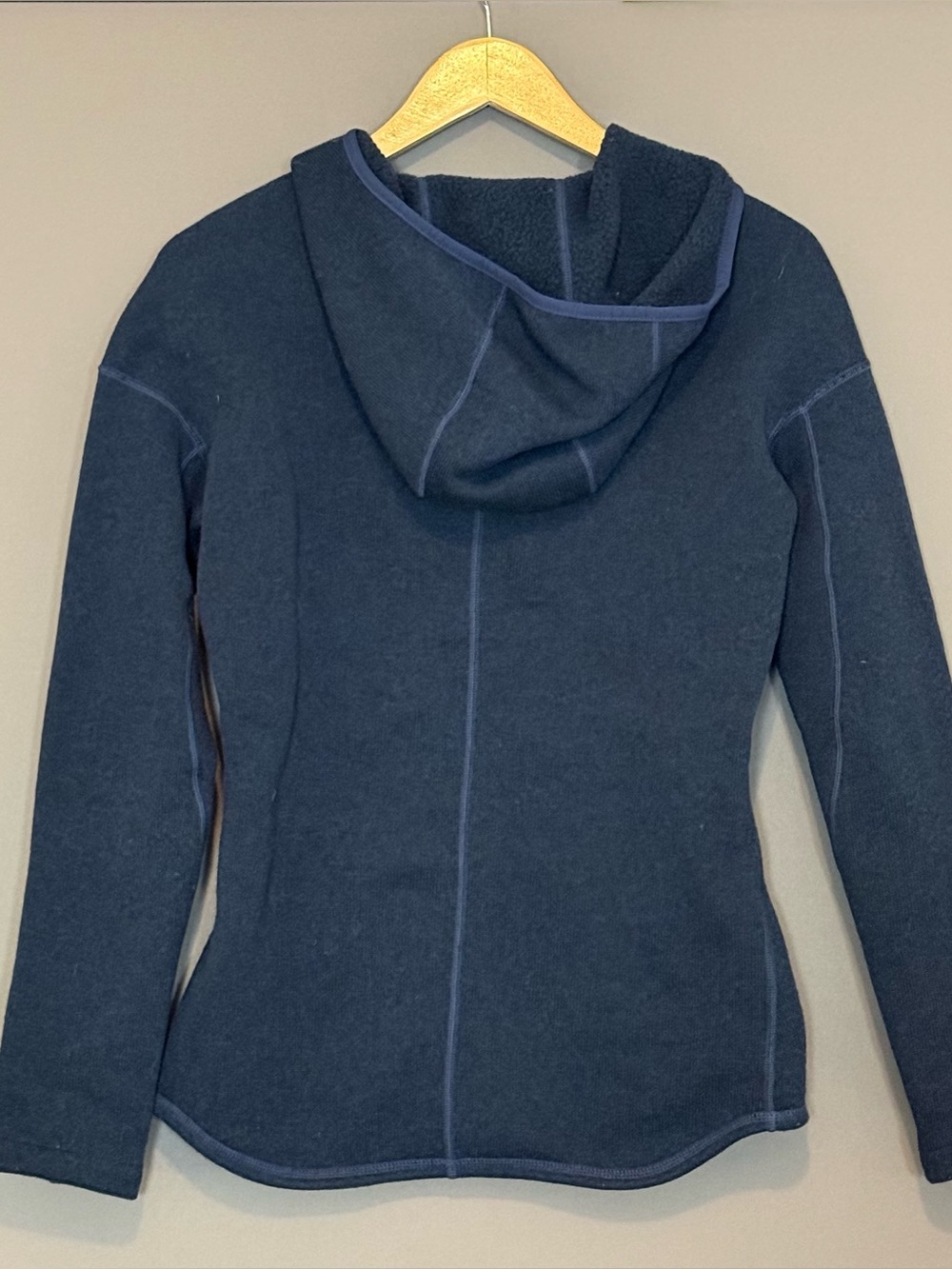 Stio Sweetwater Fleece Hoodie Women’s XS Navy Blue Outdoor Pullover Gorpcore - Picture 2 of 10